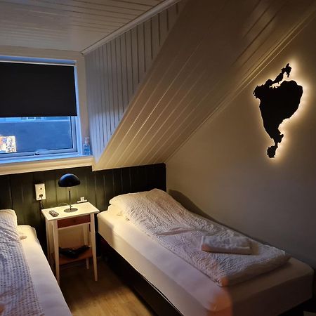 Lava Guesthouse Vestmannaeyjar Exterior photo