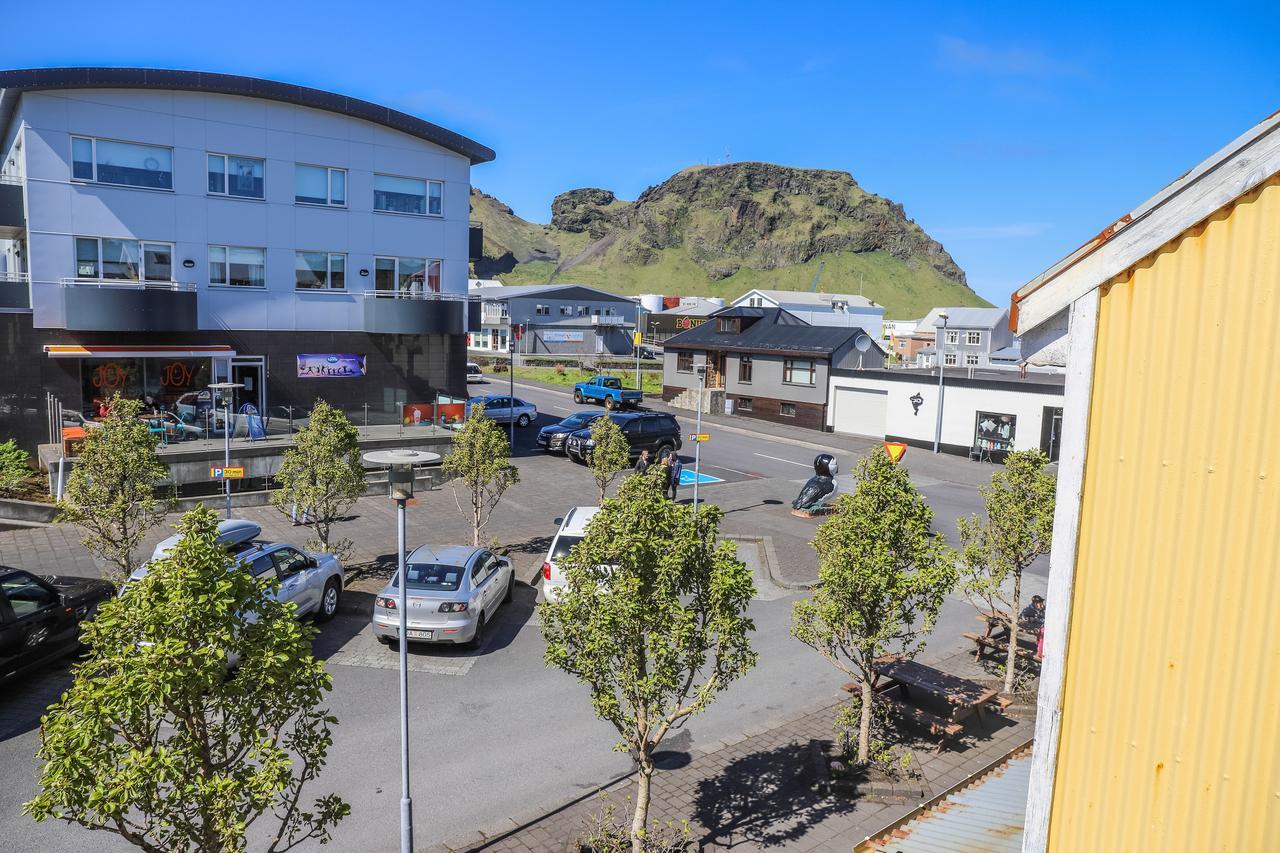Lava Guesthouse Vestmannaeyjar Exterior photo